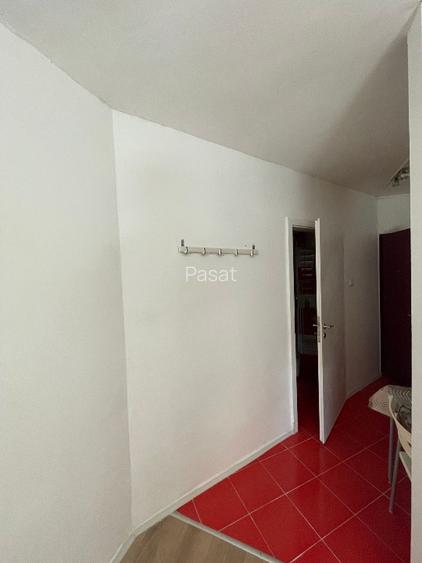 Închiriez Garsonieră Complexul studențesc  - 6