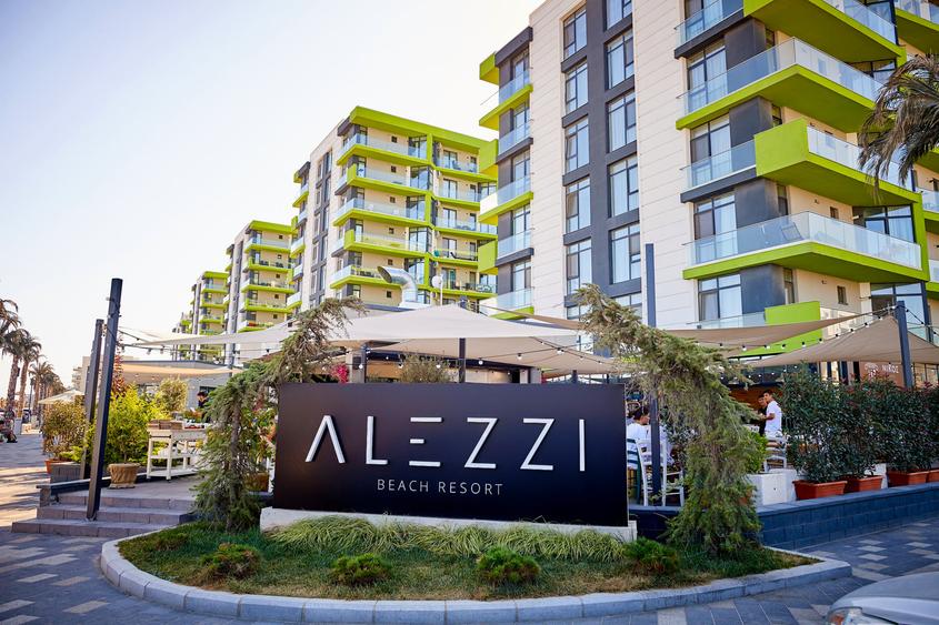 Apartamente și studio-uri de închiriat Alezzi Beach Resort (Mamaia Nord)