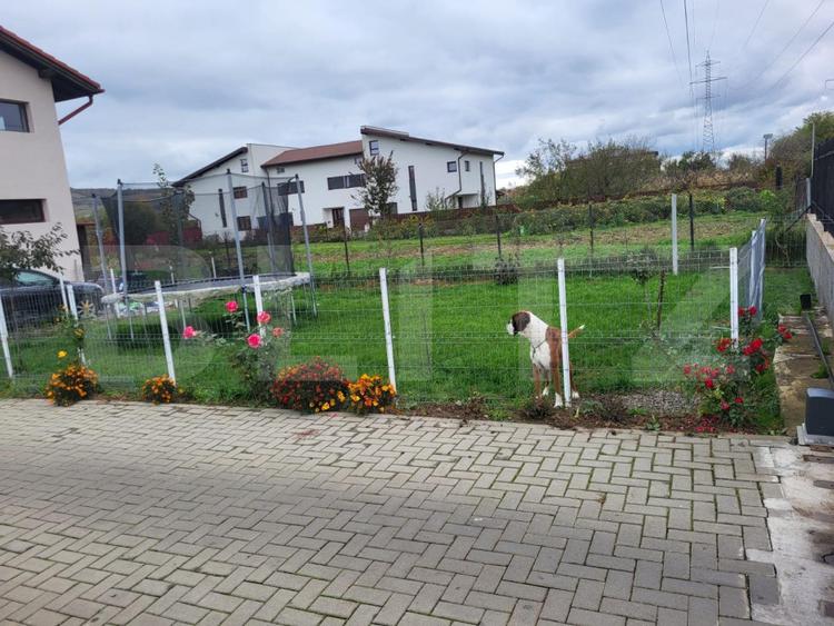 Duplex mobilat si utilat, 136 mp, 343 mp, panouri fotovoltaice,zona Tineretului