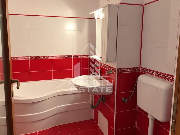 Apartament de vanzare cu 2 camere, zona Sagului, Decomandat