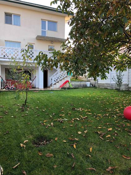 Vand casa in spate la Pleiada, 4 camere - 11