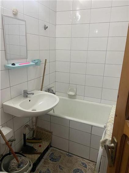 Apartament 2 camere , zona cartier Sud , decomandat , liber