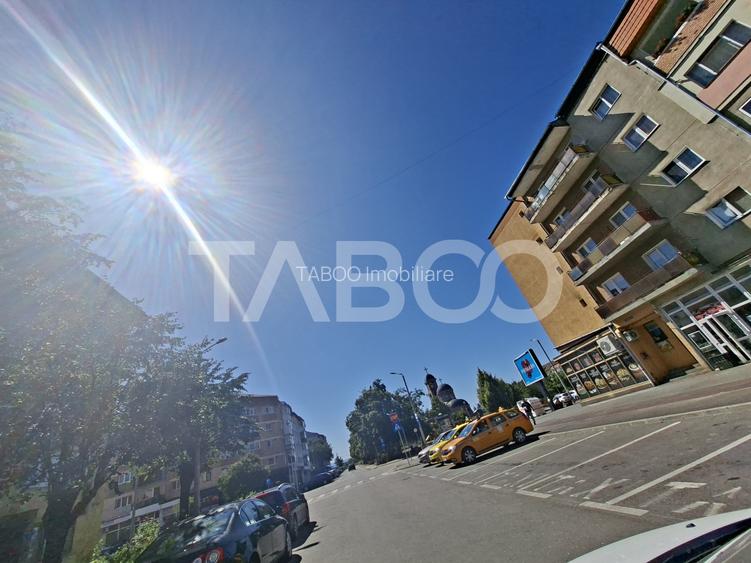 Apartament decomandat de vanzare 2 camere Strand etaj 4 acoperis - 17