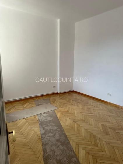 Apartament 5 camere| Unirii | Vila Interbelica| Metrou 13' | nemobilat