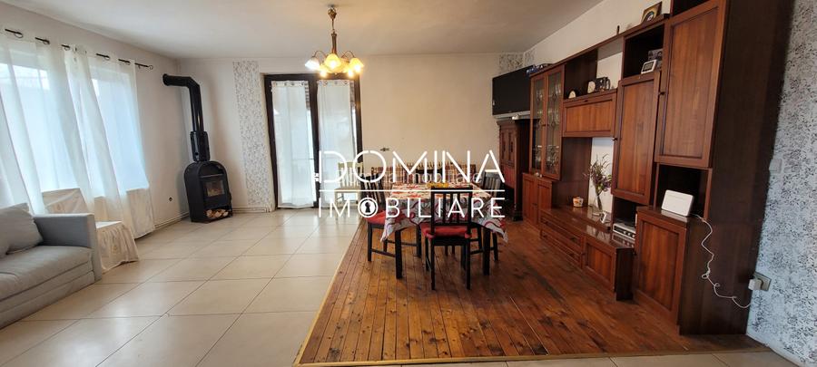 Vanzare casa situata in Targu Jiu, strada Jiului - zona Pietei Centrale - 2