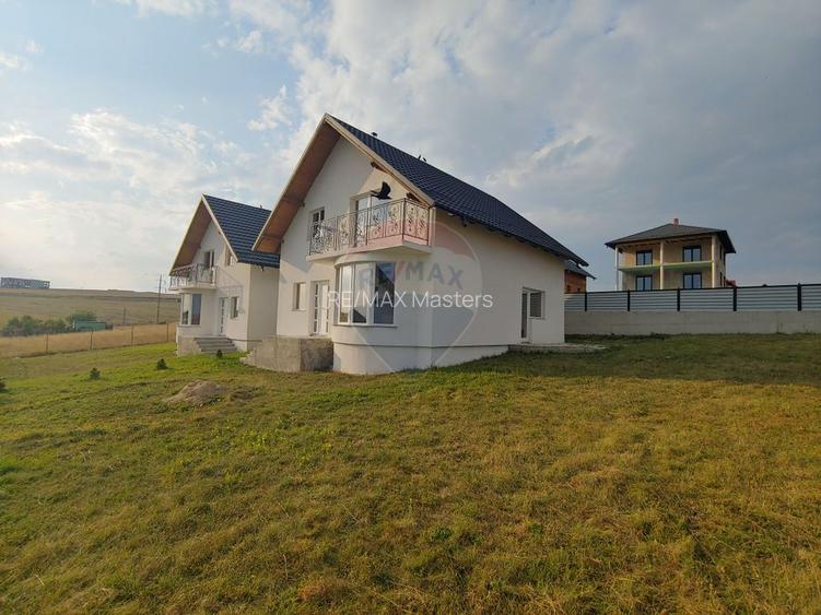 Casă / Vilă individuală cu 560 mp teren, de vânzare în Scheia, Suceava - 18