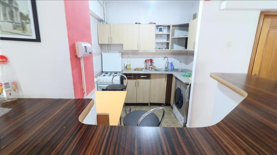 Apartament cu 2 camere, Bd. Stefan cel Mare, etaj 1, liber