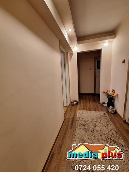 Apartament 3 camere decomandat, Tiglina II