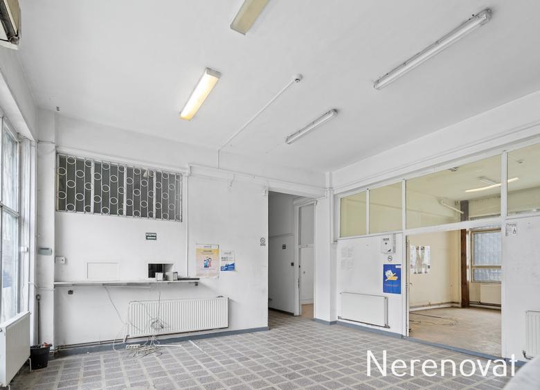 Spațiu Comercial Bd. Stefan cel Mare- 440 mp. Ideal pentru clinică.