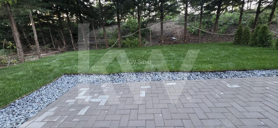 Apartament 3 camere, două băi, curte 50 mp -Natura la tine acasă! Cristian-SiBiU - 29