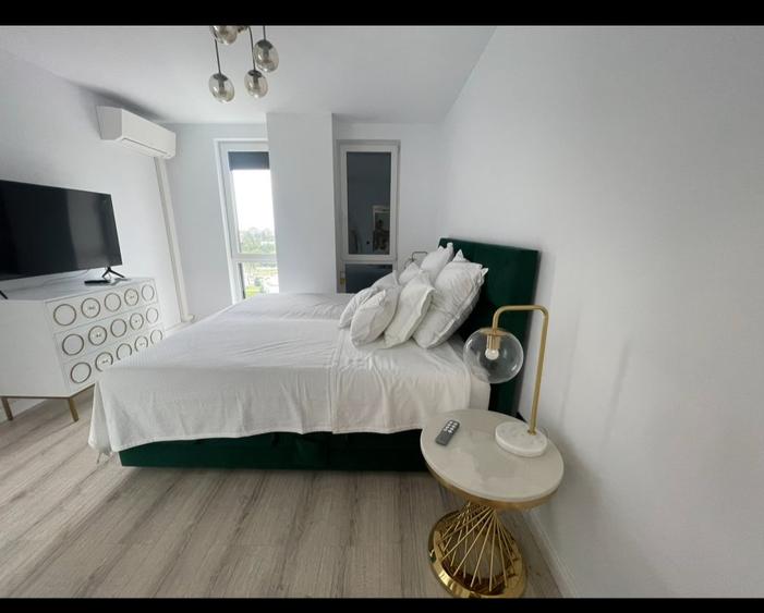 Penthouse de lux pe 2 nivele de inchiriat