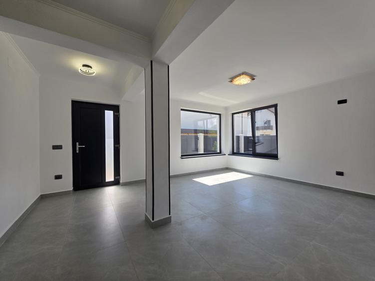 Casa tip duplex cu 4 camere, teren 250mp, Râșnov