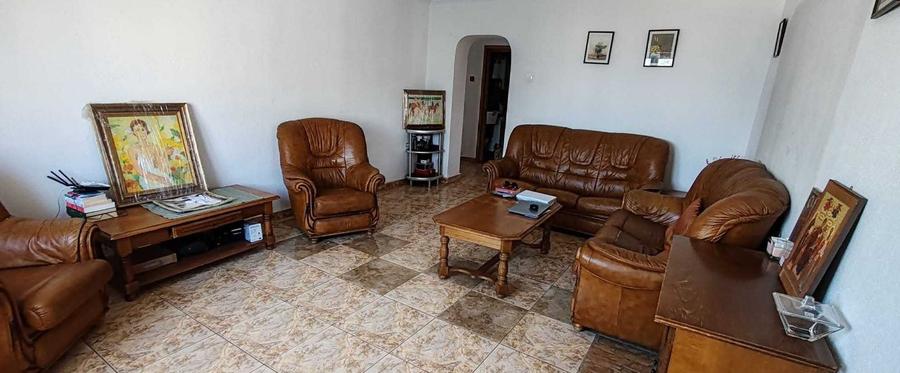 Apartament 4 camere | Universitatea Hyperion | Parcare | 750 Euro