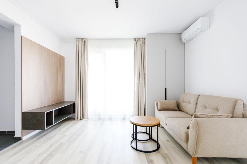 Apartament 3 camere de vânzare, cu loc de parcare inclus - 2