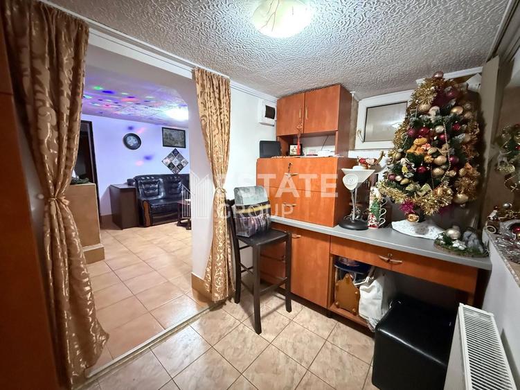Casa individuala 5 camere plus anexe, zona Girocului