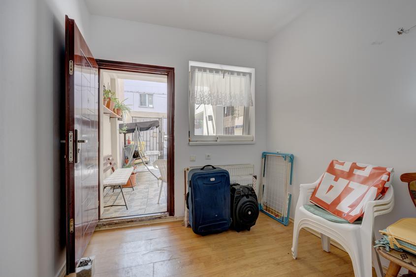 Strada Furculesti, Sector 5, Casă individuală-160 000 Euro -COMISION 0%