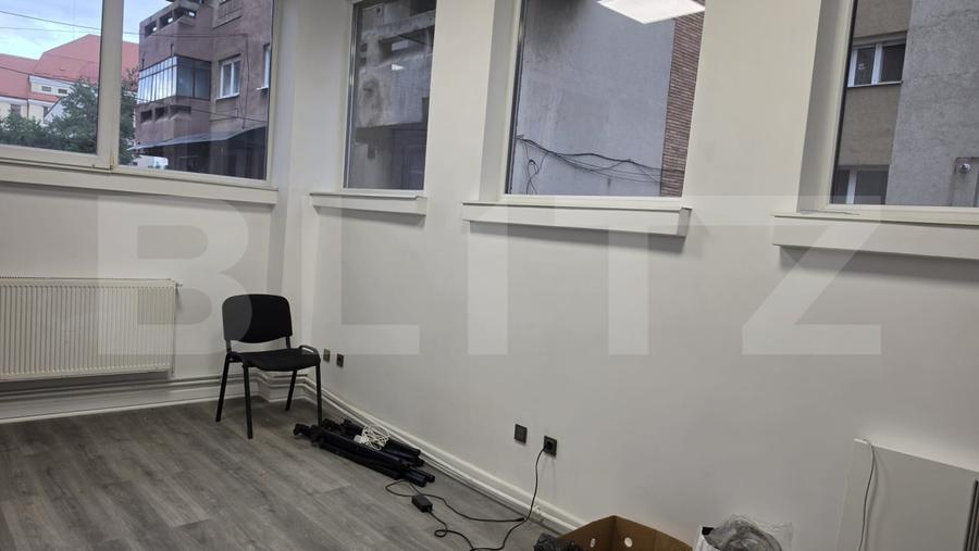 Spatiu birou, 19 mp, zona Ultracentral