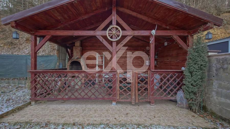 Casă individuală la 4 km de Brașov | 730 mp teren - P+E+M