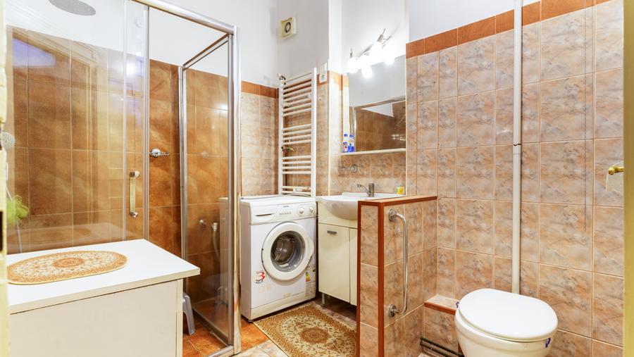 2.570 €/mp, 70 mp, 2 camere decomandate, Horea – Facultatea de Litere