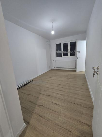 Renovat complet 3 camere Giurgiului Piata Progresul