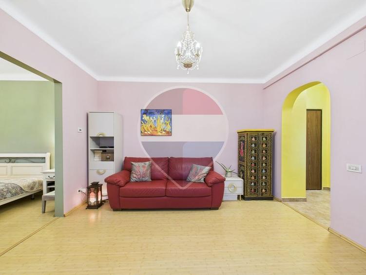 Apartament cu 2 camere de închiriat în zona Capitale