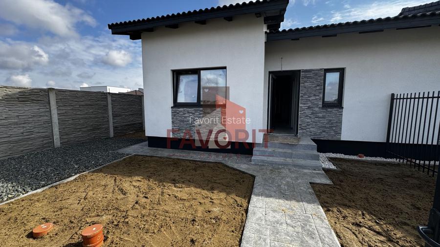 Duplex pe Parter | 2 bai | Teren generos | Toate utilitatile - 3