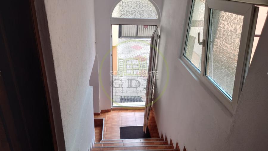 Casă individuală cu demisol + parter • 130 mp utili • Curte 237 mp • Garaj - 14