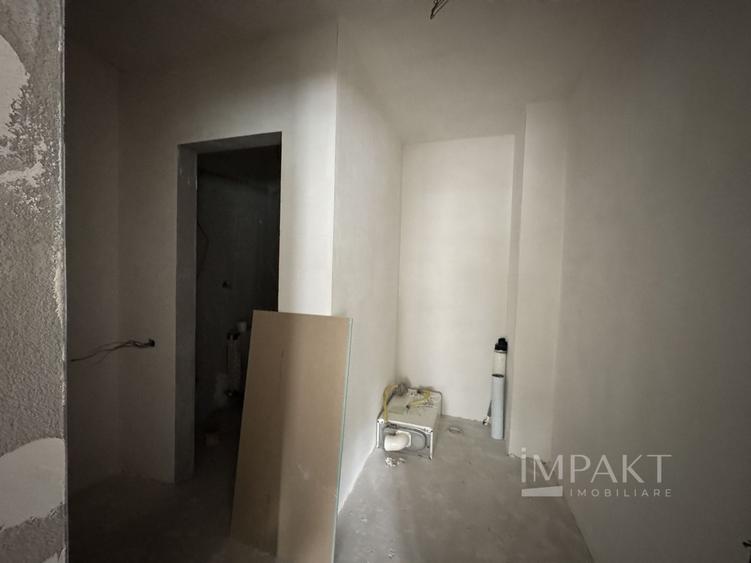 Spatiu comercial de 62 m2 cu terasa de 52 m2 in Borhanci
