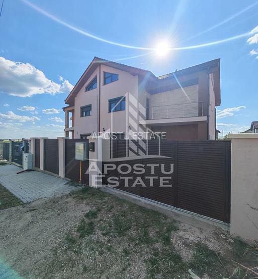 Casa de vanzare spatioasa, 5 camere si 3 bai, Giarmata, Comision 0 - 23