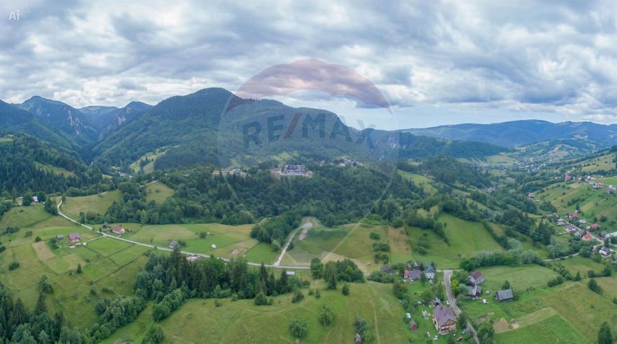 Teren2058mp Dambovicioara la poalele parcului National Piatra Craiului