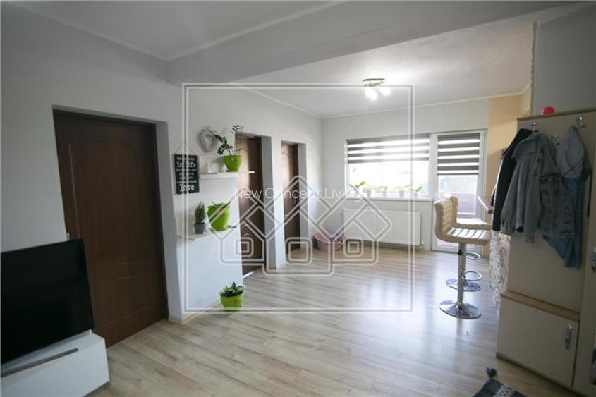 Ap. cu 3 camere,  2 balcoane si gradina - Zona Turnisor - 6
