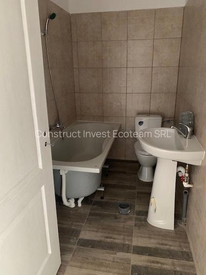 Apartament 2 camere Miroslava, 100 ml de statia de autobuz, str C-tin Langa 40 - 24