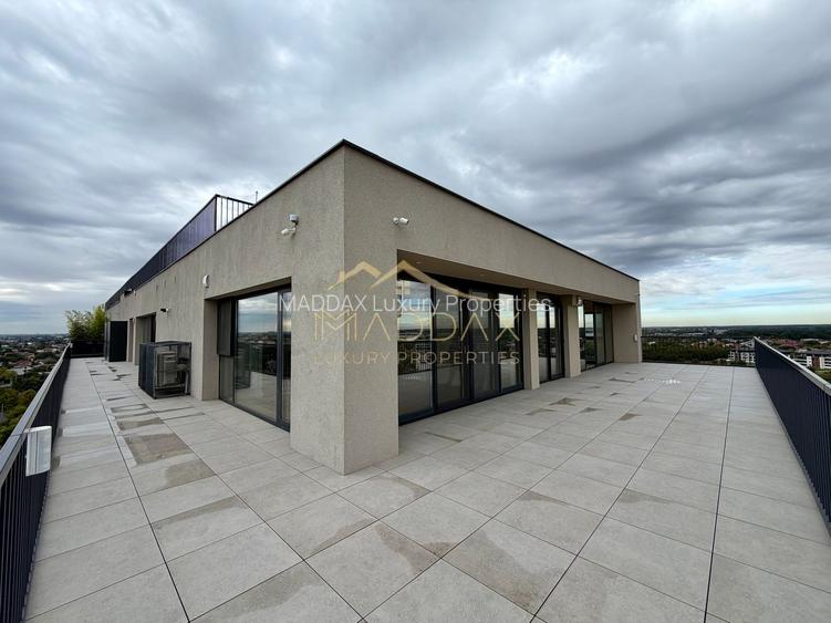 Penthouse cu 4 camere // terasă 70 mp / 200 mp / 3 parking / Straulesti