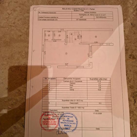 Casa in caramida  cu zidarie dubla pe toata circonferenta e planse in caramida
