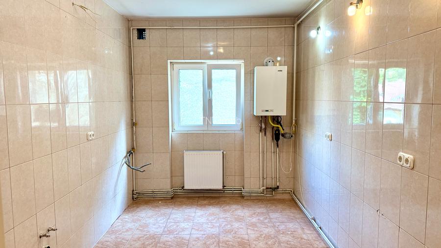 Apartament 4 camere Victoriei, centrala proprie, boxa, garaj, comision 0 ! - 13