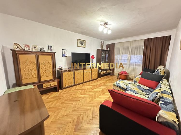 Apartament 3 camere | 68 mp | 2 Bai | Balcon | Pivnita | CETATE Mercur | Mobilat