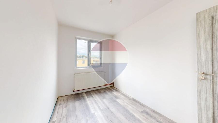 3 Camere| Vedere Piatra Craiului | Zărnești – Grui | 48 mp | 52.500 €
