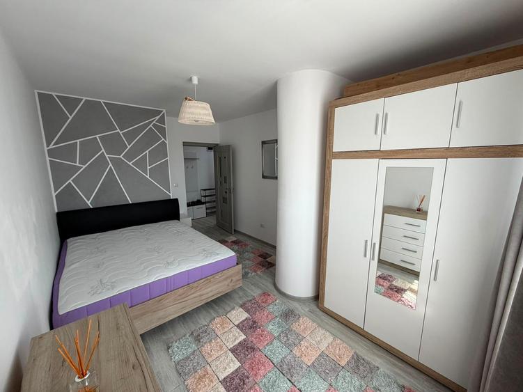 Intabulat,mobilat si utilat,loc de parcare, 2 camere Popas Pacurari Cod 163095