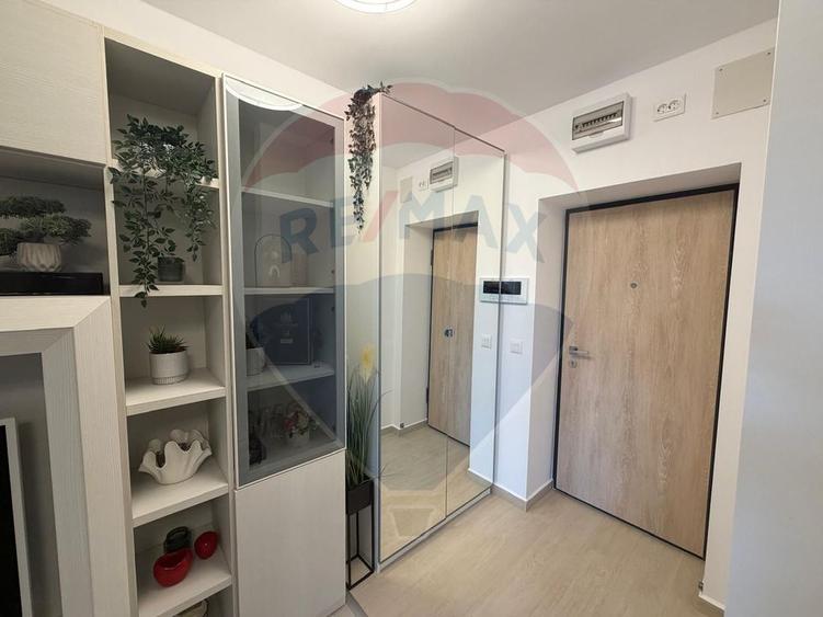 Vanzare apartament 3 camere Hils Pallady