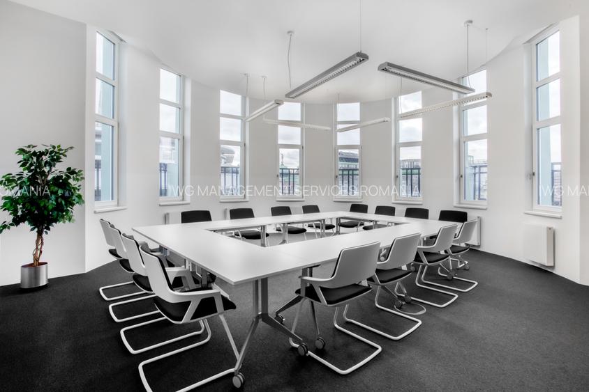 Spațiu de birou privat pentru 1 persoană în Regus Iride Business Centre - 4