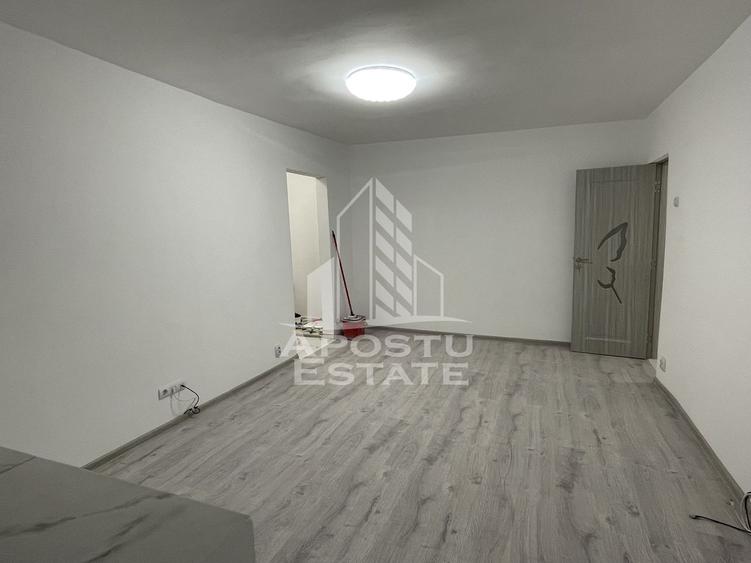 Apartament de vanzare  renovat complet Dambovita