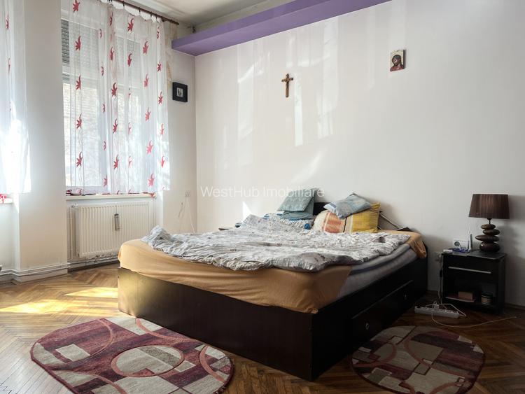 Apartament 4 camere, 120mp utili, cladire istorica, parter - Central - 2