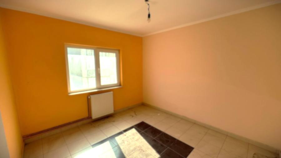 Apartament 3 camere Piata-Sud Bacău