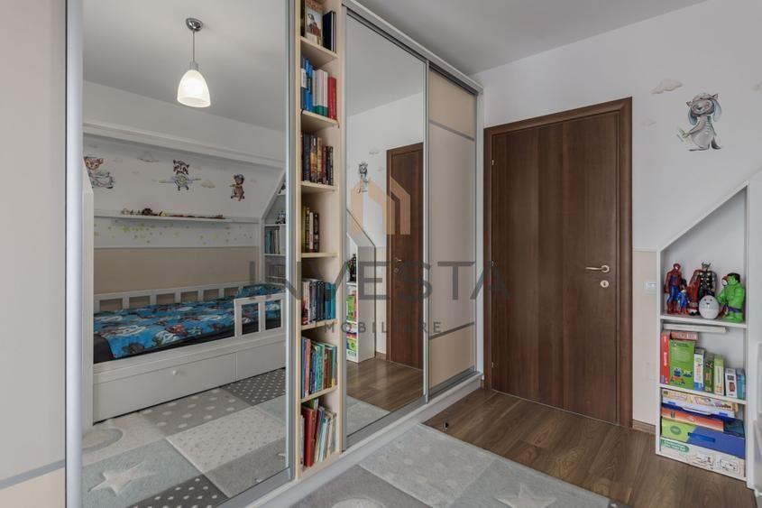 Apartament 3 camere cu terasa 34 mp, etaj intermediar, zona Buna Ziua!