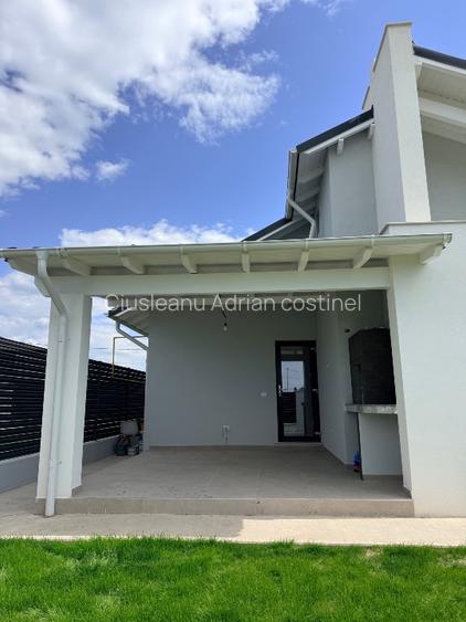 Preț atractiv ! Casă cu toate utilitățile disponibile  - 2