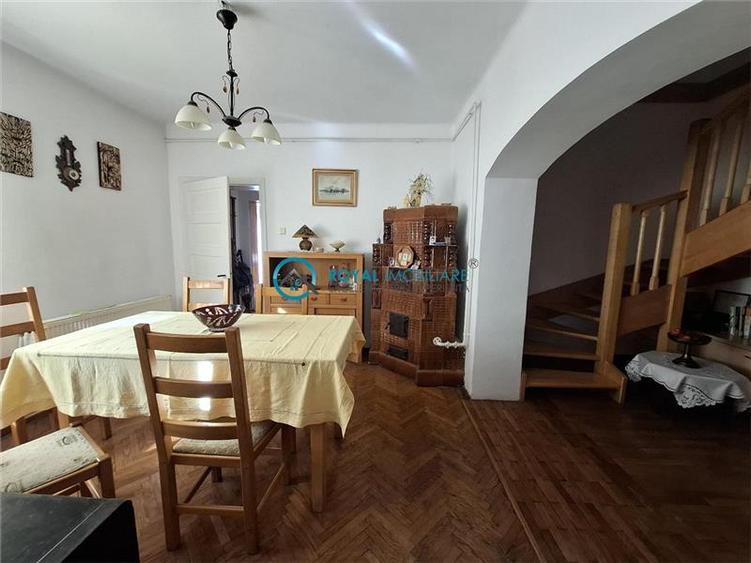 Royal Imobiliare - Vanzare vila zona Republicii