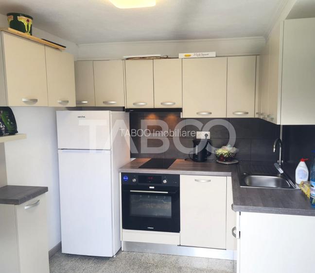 Casa de vanzare 3 camere 2 bucatarii 3 bai teren 340 mp Cisnadie - 9