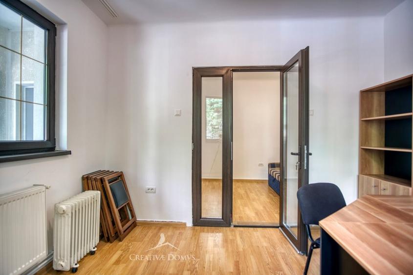 Spatiu birouri / 4 camere, 2 locuri parcare / Sebastian, 13 Septembrie