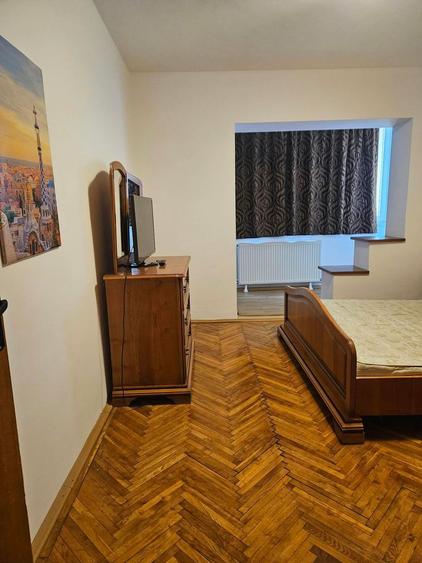 Bisericii Romane, apartament cu loc de parcare propriu, ideal pentru studenti
