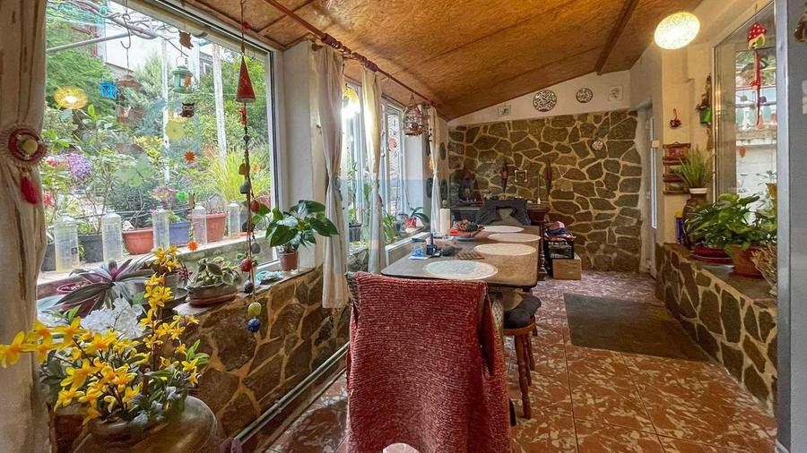 Casa 5 camere,2 garaje.